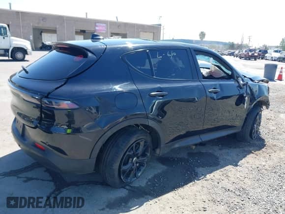 2023 Dodge Hornet GT Plus with VIN ZACNDFBN3P3A03752, listed as a IAAI auction lot 39635509 with 19,094 mi miles and . Bid and sale history available at DreamBid. Image 4.