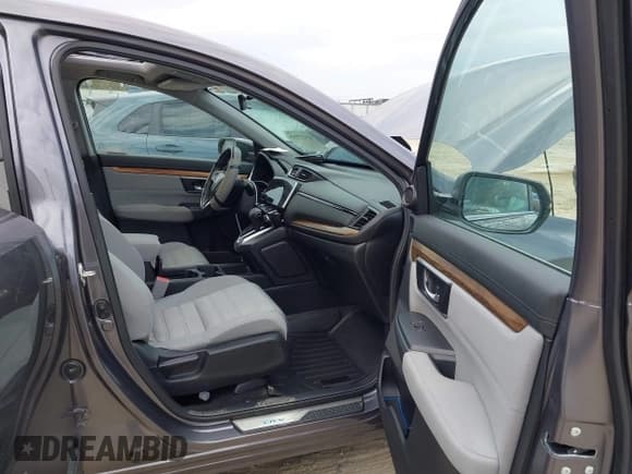 ✅ 2018 Honda CR-V EX • VIN: 7FARW1H50JE052313 • Lot: 43477955. Wystawiony na IAAI z przebiegiem 136 026 mil. Bezpłatny archiwum sprzedaży aukcyjnych z USA i szczegółowy raport historii pojazdu na DreamBid. Zdjęcie 5.