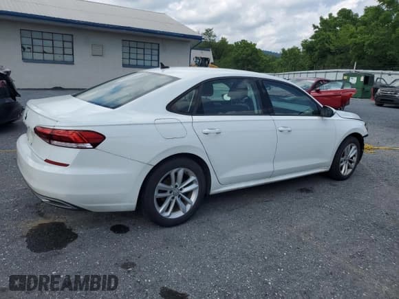 ✅ 2021 Volkswagen Passat S • VIN: 1VWAA7A32MC004300 • Лот: 64960035. Опубликован ранее на Copart с пробегом 49 100 миль. Бесплатный доступ к архиву аукционных продаж из США и подробный отчёт об истории автомобиля на DreamBid. Изображение 3.