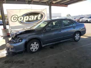 2006 Honda Accord LX with VIN 1HGCM56416A141348, listed as a Copart auction lot 90736995 with 202,251 mi miles and Salvage title. Bid and sale history available at DreamBid. Image 1.