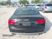 ✅ 2013 Audi S5 Premium Plus • VIN: WAUCGAFR6DA023803 • Лот: 42036505. Опубликован ранее на IAAI с пробегом 140 079 миль. Бесплатный доступ к архиву аукционных продаж из США и подробный отчёт об истории автомобиля на DreamBid. Изображение 16.