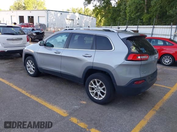✅ 2014 Jeep Cherokee Altitude • VIN: 1C4PJMCS1EW244549 • Lot: 42659453. Listed on IAAI with 177,151 mi. Free auction sales archive from the USA and detailed vehicle history report at DreamBid. Image 3.