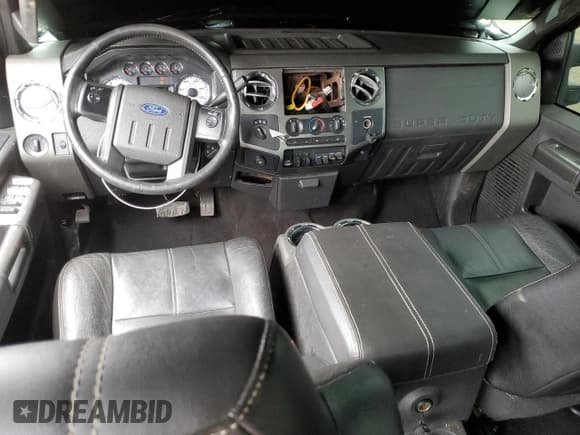 ✅ 2008 Ford F-350 XL • VIN: 1FTWW31RX8EA43282 • Lot: 57851295. Listed on Copart with 189,127 mi. Free auction sales archive from the USA and detailed vehicle history report at DreamBid. Image 8.