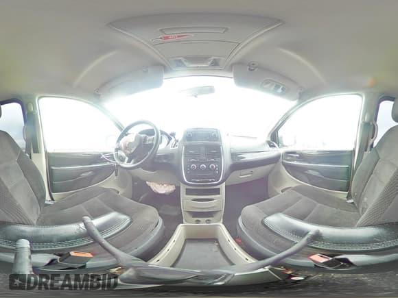 ✅ 2017 Dodge Grand Caravan SE • VIN: 2C4RDGBG6HR793207 • Lot: 89523135. Wystawiony na Copart z przebiegiem 271 237 mil. Bezpłatny archiwum sprzedaży aukcyjnych z USA i szczegółowy raport historii pojazdu na DreamBid. Zdjęcie 16.