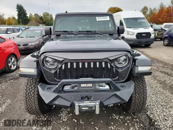 ✅ 2020 Jeep Wrangler Unlimited Sahara • VIN: 1C4HJXEN2LW216222 • Lot: 82576545. Listed on Copart with 45,549 mi. Free auction sales archive from the USA and detailed vehicle history report at DreamBid. Image 5.