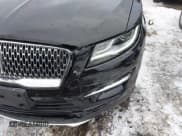 ✅ 2019 Lincoln MKC Select • VIN: 5LMCJ2D94KUL04547 • Lot: 43809359. Wystawiony na IAAI z przebiegiem 67 139 mil. Bezpłatny archiwum sprzedaży aukcyjnych z USA i szczegółowy raport historii pojazdu na DreamBid. Zdjęcie 6.
