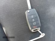 ✅ 2014 Kia Sorento LX • VIN: 5XYKT3A68EG441879 • Лот: 43689692. Опубликован ранее на IAAI с пробегом 110 022 миль. Бесплатный доступ к архиву аукционных продаж из США и подробный отчёт об истории автомобиля на DreamBid. Изображение 11.