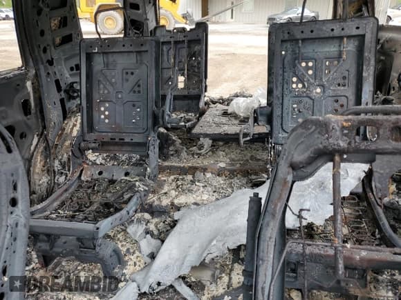 ✅ 2016 Cadillac Escalade Standard • VIN: 1GYS3AKJ2GR354226 • Lot: 54061535. Listed on Copart with Not provided. Free auction sales archive from the USA and detailed vehicle history report at DreamBid. Image 10.