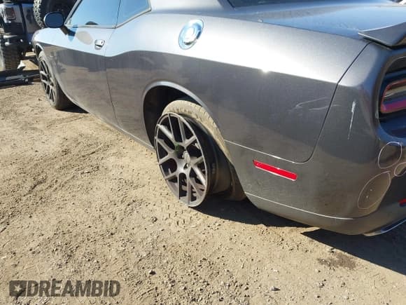 ✅ 2016 Dodge Challenger R/T Plus Shaker • VIN: 2C3CDZBT7GH331942 • Лот: 43543980. Опубликован ранее на IAAI с пробегом 94 649 миль. Бесплатный доступ к архиву аукционных продаж из США и подробный отчёт об истории автомобиля на DreamBid. Изображение 17.