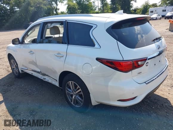 ✅ 2020 Infiniti QX60 Signature Edition • VIN: 5N1DL0MM2LC531608 • Lot: 40247204. Listed on IAAI with 67,655 mi. Free auction sales archive from the USA and detailed vehicle history report at DreamBid. Image 3.