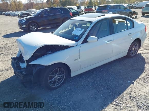 ✅ 2007 BMW 3 Series 328i • VIN: WBAVA37587NL10526 • Lot: 43607857. Wystawiony na IAAI z przebiegiem Nie podano. Bezpłatny archiwum sprzedaży aukcyjnych z USA i szczegółowy raport historii pojazdu na DreamBid. Zdjęcie 18.