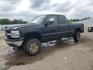 ✅ 2002 Chevrolet Silverado 2500HD LS • VIN: 1GCHK291X2E284585 • Лот: 57147845. Опубликован ранее на Copart с пробегом 271 283 миль. Бесплатный доступ к архиву аукционных продаж из США и подробный отчёт об истории автомобиля на DreamBid. Изображение 1.