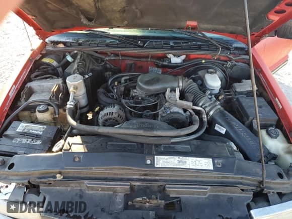 2001 Chevrolet S-10 LS с VIN 1GCCS19W318252526, выставлен на аукционе Copart как лот 75535554 с пробегом 185 969 миль миль и Списание • Salvage title. История ставок и продаж доступна на DreamBid. Изображение 11.