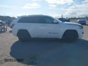 ✅ 2017 Jeep Grand Cherokee 75th Anniversary • VIN: 1C4RJEAG2HC823049 • Lot: 41178561. Listed on IAAI with 117,157 mi. Free auction sales archive from the USA and detailed vehicle history report at DreamBid. Image 13.