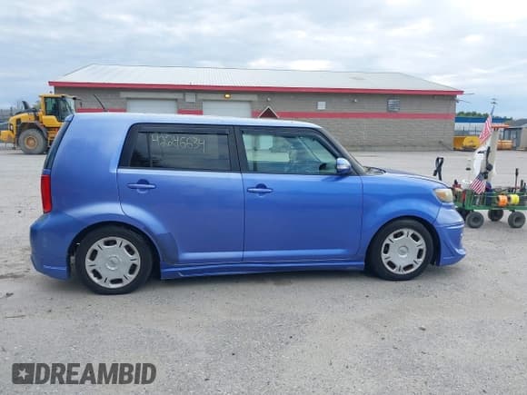 ✅ 2010 Scion xB • VIN: JTLZE4FE8A1111026 • Lot: 42246634. Wystawiony na IAAI z przebiegiem 181 886 mil. Bezpłatny archiwum sprzedaży aukcyjnych z USA i szczegółowy raport historii pojazdu na DreamBid. Zdjęcie 14.