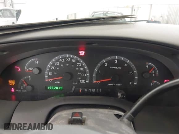 ✅ 2003 Ford F-150 XL • VIN: 2FTRX18L33CA29898 • Lot: 43550143. Listed on IAAI with 195,281 mi. Free auction sales archive from the USA and detailed vehicle history report at DreamBid. Image 7.