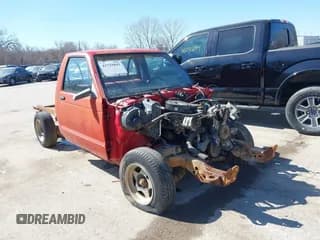 ✅ 1989 Chevrolet S-10 EL • VIN: 1GCBS14E0K8117113 • Лот: 41715043. Опубликован ранее на IAAI с пробегом 164 834 миль. Бесплатный доступ к архиву аукционных продаж из США и подробный отчёт об истории автомобиля на DreamBid. Изображение 1.