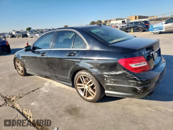 ✅ 2012 Mercedes-Benz C 250 Sport • VIN: WDDGF4HB3CR225061 • Lot: 86171855. Wystawiony na Copart z przebiegiem 114 949 mil. Bezpłatny archiwum sprzedaży aukcyjnych z USA i szczegółowy raport historii pojazdu na DreamBid. Zdjęcie 2.