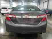 2012 Toyota Camry L z VIN 4T4BF1FK3CR236033, wystawiony jako Copart lot #65806625 z przebiegiem 105 428 mil mil oraz Szkoda całkowita • Salvage title. Historia ofert i sprzedaży dostępna na DreamBid. Obrazek 6.
