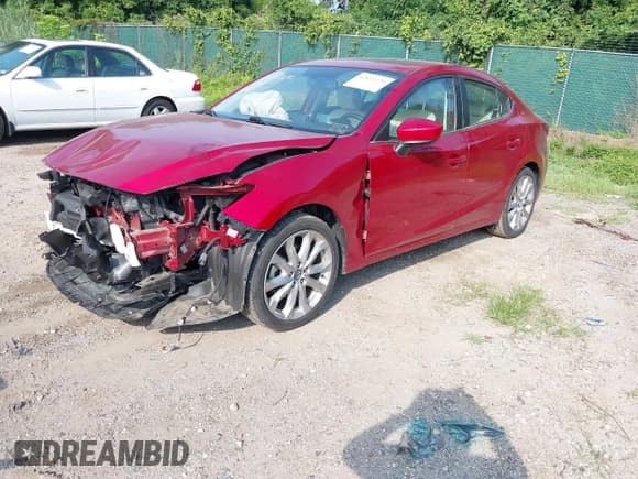 ✅ 2016 Mazda 3 S Grand Touring • VIN: JM1BM1X36G1322889 • Лот: 42815270. Опубликован ранее на IAAI с пробегом 61 941 миль. Бесплатный доступ к архиву аукционных продаж из США и подробный отчёт об истории автомобиля на DreamBid. Изображение 2.