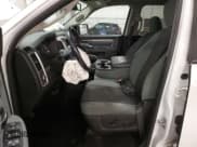 ✅ 2019 Ram 1500 SLT • VIN: 1C6RR7TT6KS609331 • Lot: 91620345. Wystawiony na Copart z przebiegiem 94 658 mil. Bezpłatny archiwum sprzedaży aukcyjnych z USA i szczegółowy raport historii pojazdu na DreamBid. Zdjęcie 7.