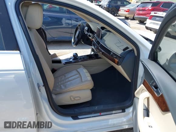 ✅ 2018 Audi A4 Premium Plus • VIN: WAULMAF45JA188122 • Lot: 42007193. Listed on IAAI with 56,973 mi. Free auction sales archive from the USA and detailed vehicle history report at DreamBid. Image 5.