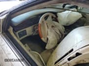 ✅ 2001 Cadillac Eldorado Touring ETC • VIN: 1G6ET12981B106400 • Lot: 42353495. Wystawiony na Copart z przebiegiem Nie podano. Bezpłatny archiwum sprzedaży aukcyjnych z USA i szczegółowy raport historii pojazdu na DreamBid. Zdjęcie 8.