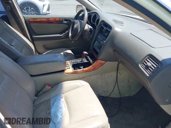 ✅ 2001 Lexus GS 430 • VIN: JT8BL69S510001085 • Lot: 42659220. Wystawiony na IAAI z przebiegiem 188 970 mil. Bezpłatny archiwum sprzedaży aukcyjnych z USA i szczegółowy raport historii pojazdu na DreamBid. Zdjęcie 5.