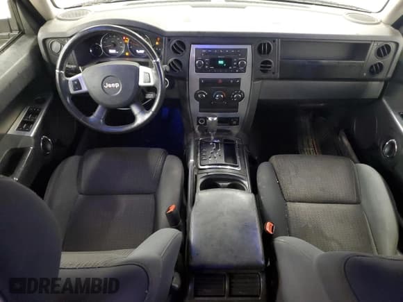 ✅ 2010 Jeep Commander Sport • VIN: 1J4RG4GK1AC132194 • Lot: 59276295. Listed on Copart with 268,856 mi. Free auction sales archive from the USA and detailed vehicle history report at DreamBid. Image 8.