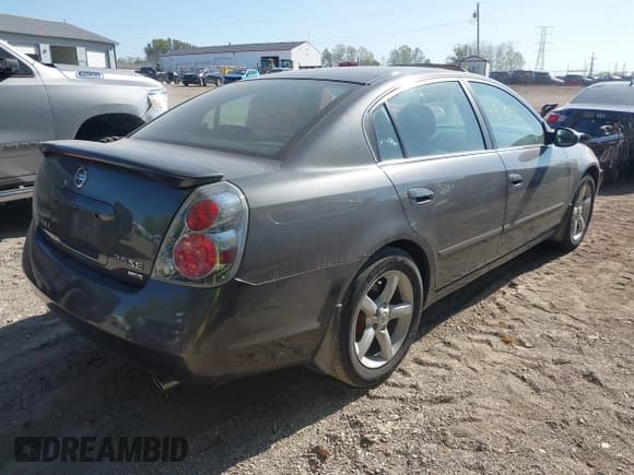 ✅ 2006 Nissan Altima SL • VIN: 1N4BL11D56C231254 • Лот: 43451220. Опубликован ранее на IAAI с пробегом 86 016 миль. Бесплатный доступ к архиву аукционных продаж из США и подробный отчёт об истории автомобиля на DreamBid. Изображение 4.