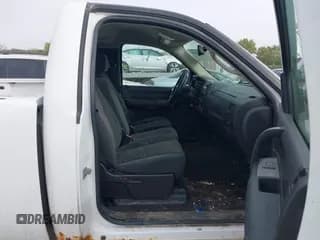 ✅ 2007 Chevrolet Silverado 1500 Work Truck • VIN: 1GCEK140X7Z585935 • Lot: 43342245. Listed on IAAI with 167,478 mi. Free auction sales archive from the USA and detailed vehicle history report at DreamBid. Image 5.