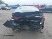 ✅ 2024 Honda Civic Si • VIN: 2HGFE1E58RH471605 • Lot: 42255897. Wystawiony na IAAI z przebiegiem 20 107 mil. Bezpłatny archiwum sprzedaży aukcyjnych z USA i szczegółowy raport historii pojazdu na DreamBid. Zdjęcie 16.