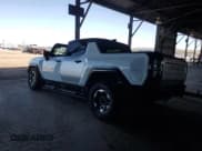 ✅ 2022 GMC HUMMER EV • VIN: 1GT40FDA9NU100685 • Lot: 62721205. Wystawiony na Copart z przebiegiem Nie podano. Bezpłatny archiwum sprzedaży aukcyjnych z USA i szczegółowy raport historii pojazdu na DreamBid. Zdjęcie 2.