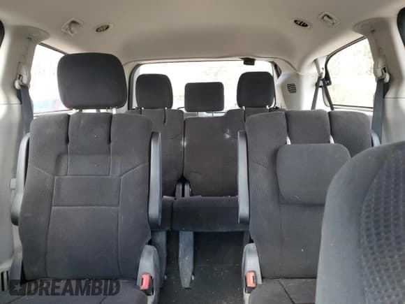 ✅ 2012 Dodge Grand Caravan SXT • VIN: 2C4RDGCG0CR403404 • Lot: 85427775. Wystawiony na Copart z przebiegiem 118 407 mil. Bezpłatny archiwum sprzedaży aukcyjnych z USA i szczegółowy raport historii pojazdu na DreamBid. Zdjęcie 10.