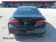 2022 Toyota Camry SE z VIN 4T1T11AK0NU044270, wystawiony jako IAAI lot #42805286 z przebiegiem 49 468 mil mil oraz . Historia ofert i sprzedaży dostępna na DreamBid. Obrazek 16.