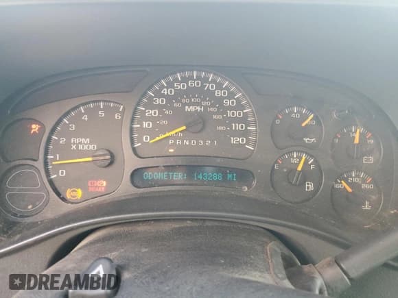 ✅ 2006 GMC Sierra 1500 SLE2 • VIN: 2GTEK13T661242199 • Lot: 70198294. Wystawiony na Copart z przebiegiem 143 288 mil. Bezpłatny archiwum sprzedaży aukcyjnych z USA i szczegółowy raport historii pojazdu na DreamBid. Zdjęcie 9.