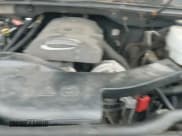 ✅ 2005 Chevrolet Suburban LT • VIN: 1GNFK16Z35J213484 • Lot: 42251630. Wystawiony na IAAI z przebiegiem 384 604 mil. Bezpłatny archiwum sprzedaży aukcyjnych z USA i szczegółowy raport historii pojazdu na DreamBid. Zdjęcie 15.