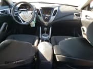 ✅ 2014 Hyundai Veloster RE:FLEX • VIN: KMHTC6AD1EU184837 • Lot: 41497085. Wystawiony na Copart z przebiegiem 114 958 mil. Bezpłatny archiwum sprzedaży aukcyjnych z USA i szczegółowy raport historii pojazdu na DreamBid. Zdjęcie 8.