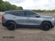 ✅ 2021 GMC Terrain SLT • VIN: 3GKALPEV6ML393735 • Lot: 43140005. Wystawiony na IAAI z przebiegiem 43 267 mil. Bezpłatny archiwum sprzedaży aukcyjnych z USA i szczegółowy raport historii pojazdu na DreamBid. Zdjęcie 13.