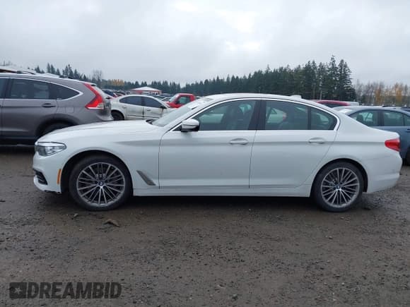 ✅ 2020 BMW 5 Series 530i xDrive • VIN: WBAJR7C05LCE63074 • Лот: 43825867. Опубликован ранее на IAAI с пробегом 42 840 миль. Бесплатный доступ к архиву аукционных продаж из США и подробный отчёт об истории автомобиля на DreamBid. Изображение 14.