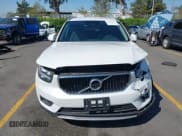 ✅ 2021 Volvo XC40 Momentum • VIN: YV4AC2HK1M2398873 • Лот: 43306125. Опубликован ранее на IAAI с пробегом 26 038 миль. Бесплатный доступ к архиву аукционных продаж из США и подробный отчёт об истории автомобиля на DreamBid. Изображение 12.