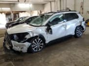 ✅ 2022 Toyota Corolla Cross XLE • VIN: 7MUDAAAG6NV017556 • Lot: 71894985. Wystawiony na Copart z przebiegiem 13 484 mil. Bezpłatny archiwum sprzedaży aukcyjnych z USA i szczegółowy raport historii pojazdu na DreamBid. Zdjęcie 1.