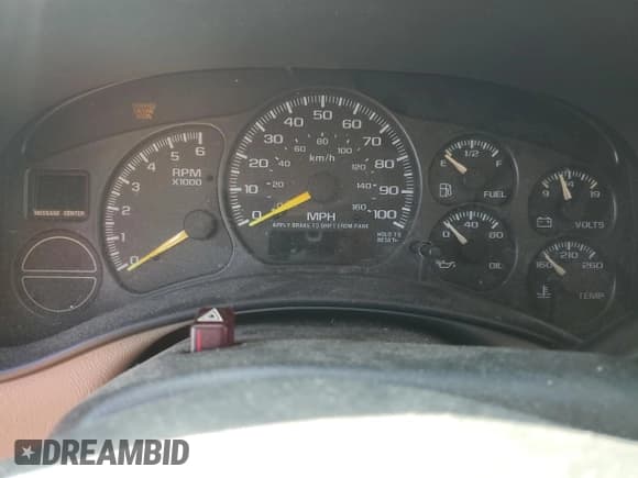 ✅ 2000 Chevrolet Suburban LS • VIN: 3GNEC16T2YG167589 • Lot: 89736015. Listed on Copart with Not provided. Free auction sales archive from the USA and detailed vehicle history report at DreamBid. Image 9.