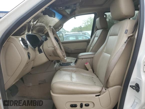 ✅ 2008 Ford Explorer Limited • VIN: 1FMEU75E38UB15019 • Lot: 52028685. Wystawiony na Copart z przebiegiem Nie podano. Bezpłatny archiwum sprzedaży aukcyjnych z USA i szczegółowy raport historii pojazdu na DreamBid. Zdjęcie 7.