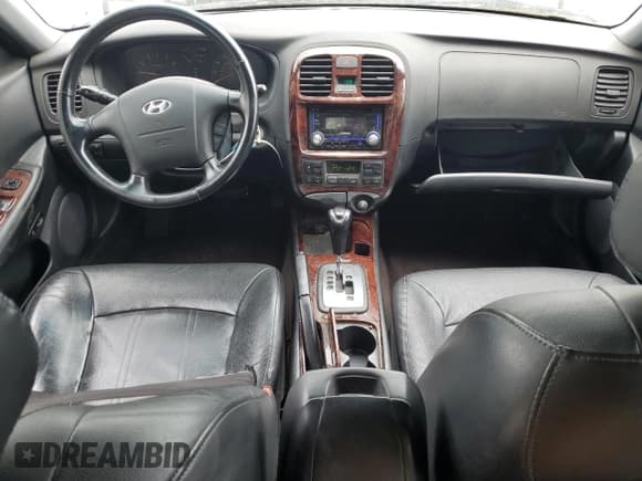 ✅ 2004 Hyundai Sonata GLS • VIN: KMHWF35H14A036185 • Lot: 57698745. Listed on Copart with 214,926 mi. Free auction sales archive from the USA and detailed vehicle history report at DreamBid. Image 8.