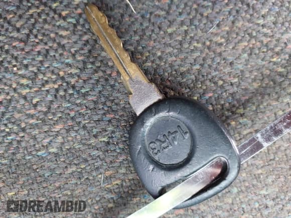 ✅ 2005 Chevrolet Silverado 1500 Work Truck • VIN: 1GCEC14X25Z150169 • Лот: 43338704. Опубликован ранее на IAAI с пробегом Не указан. Бесплатный доступ к архиву аукционных продаж из США и подробный отчёт об истории автомобиля на DreamBid. Изображение 11.