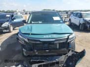 ✅ 2024 Kia Seltos SX • VIN: KNDETCA72R7491945 • Lot: 42612442. Wystawiony na IAAI z przebiegiem 14 892 mil. Bezpłatny archiwum sprzedaży aukcyjnych z USA i szczegółowy raport historii pojazdu na DreamBid. Zdjęcie 12.