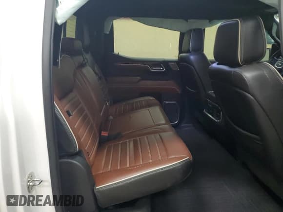 ✅ 2023 GMC Sierra 1500 Denali Ultimate • VIN: 1GTUUHELXPZ237477 • Лот: 67481445. Опубликован ранее на Copart с пробегом 48 127 миль. Бесплатный доступ к архиву аукционных продаж из США и подробный отчёт об истории автомобиля на DreamBid. Изображение 10.