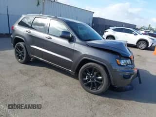 2018 Jeep Grand Cherokee Laredo E z VIN 1C4RJEAG9JC125219, wystawiony jako IAAI lot #43438483 z przebiegiem 103 670 mil mil oraz . Historia ofert i sprzedaży dostępna na DreamBid. Obrazek 1.