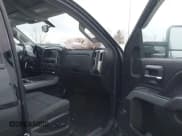 ✅ 2018 Chevrolet Silverado 2500HD LT • VIN: 1GC1KVEY3JF167817 • Lot: 43658097. Listed on IAAI with 106,039 mi. Free auction sales archive from the USA and detailed vehicle history report at DreamBid. Image 5.